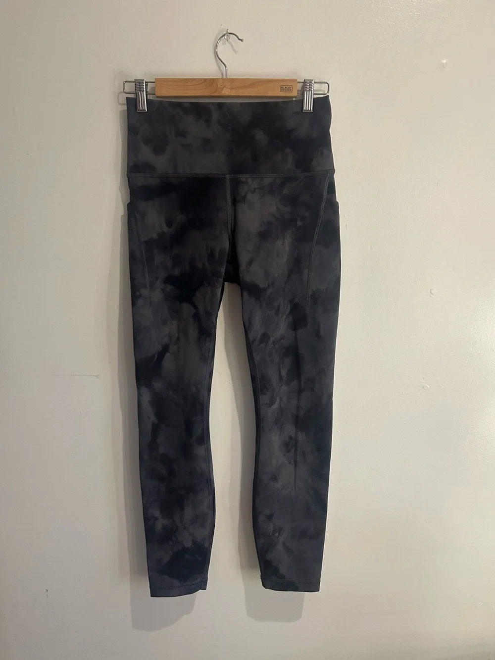 Lululemon Wunder Train High-Rise Tight with Pockets 25